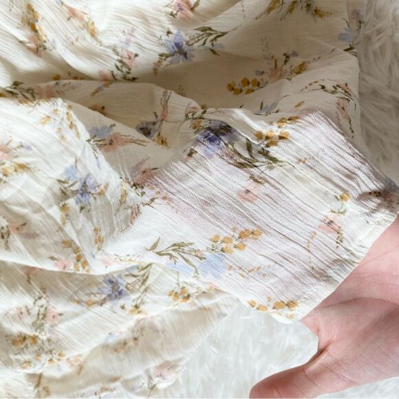 Puff Sleeve Cream Floral Dress - Picture 5 of 5